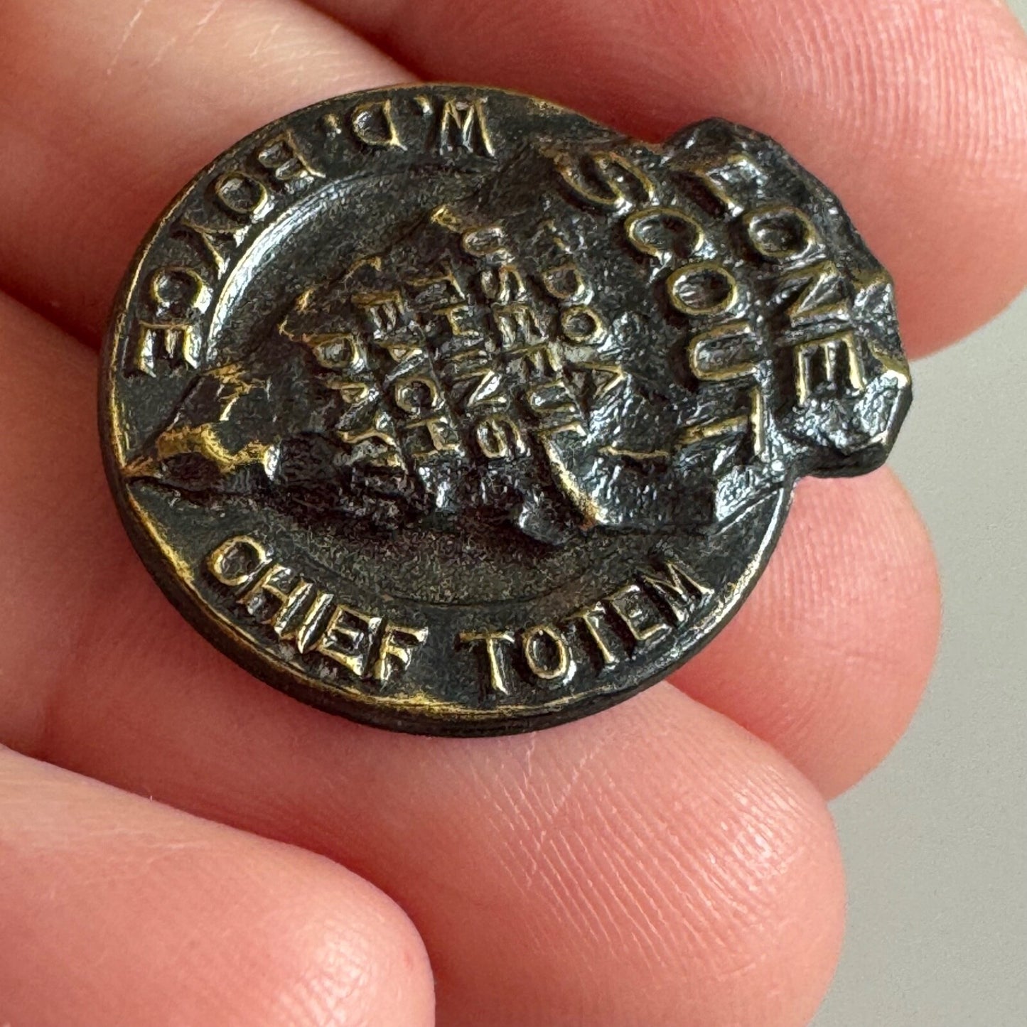 Antique Lone Scout W.D. Boyce Chief Totem Boy Scouts Lapel Pin
