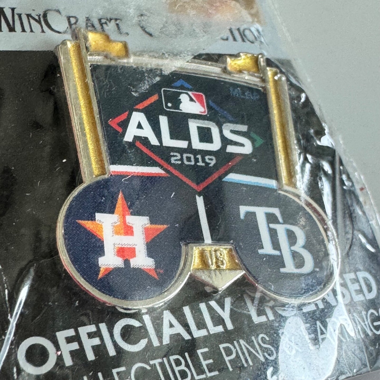 2019 ALDS Pin – Astros vs Rays Playoff Series WinCraft MLB Badge