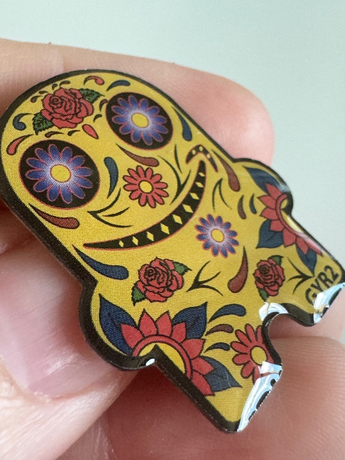 Amazon Peccy Colorful Sugar Skull Day of the Dead Dia de los Muertos Pin GYR2