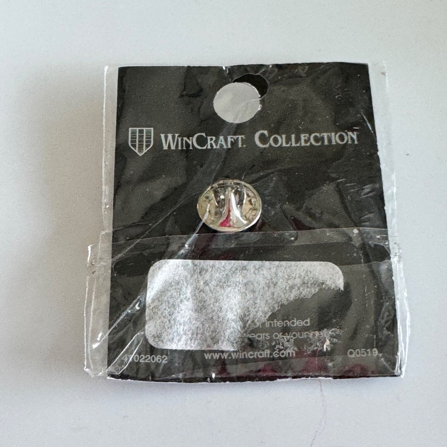 2019 ALDS Pin – Astros vs Rays Playoff Series WinCraft MLB Badge