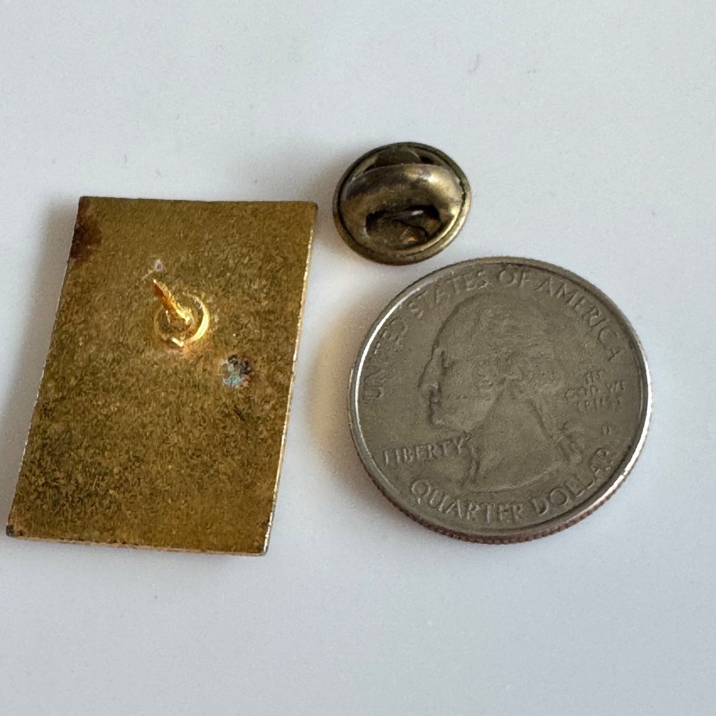 Vintage Golden Nugget 24KT Club Member Pin – Las Vegas Casino Badge