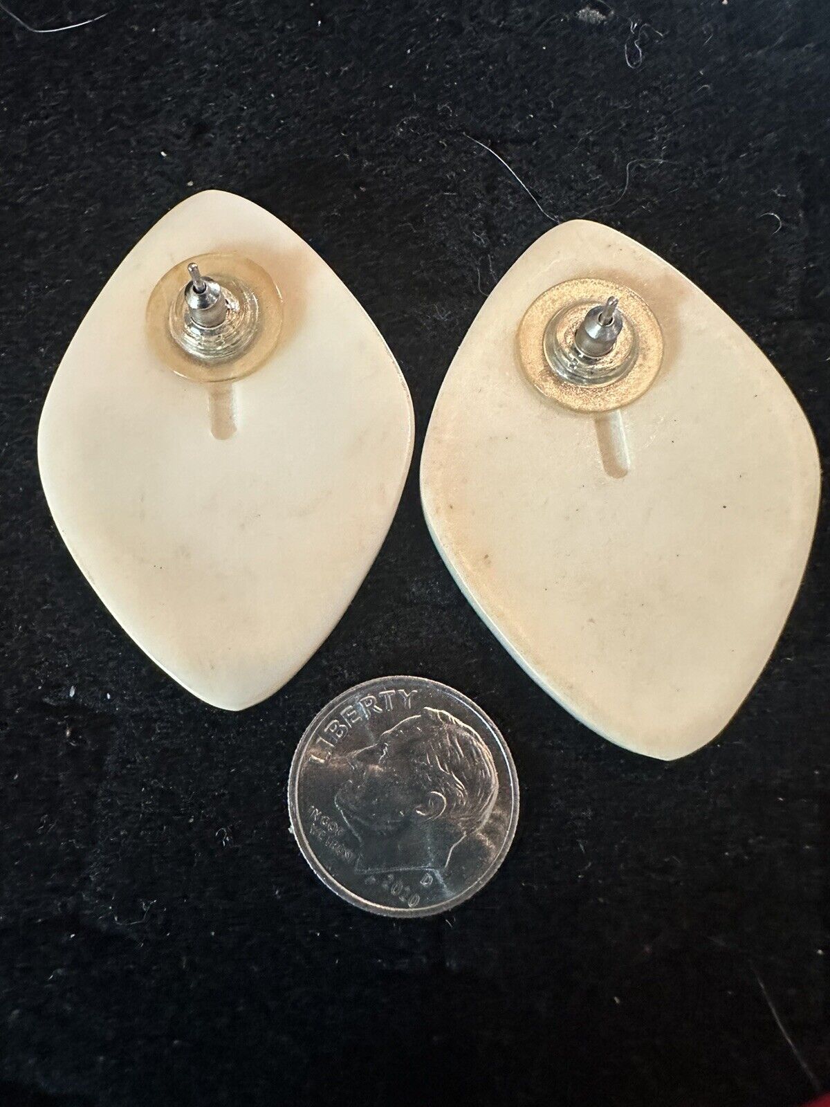 Avon Mother of Pearl Mosaic Pastel Colors Pierced Earrings in Original Box