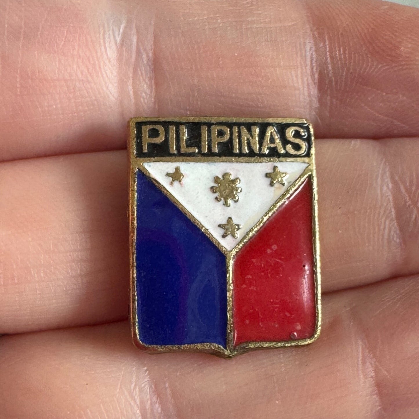 Vintage Pilipinas Philippines Coat of Arms Enamel Lapel Pin Souvenir Tourist
