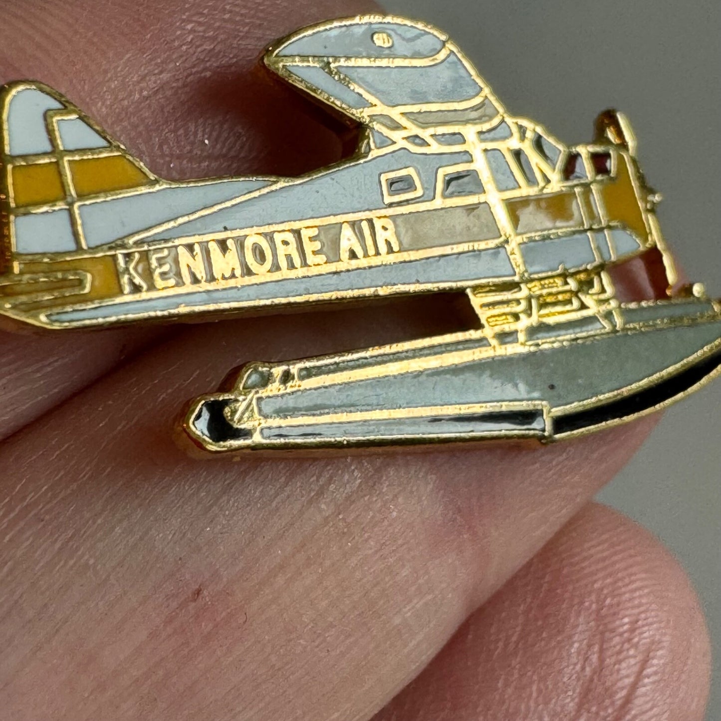 Vintage Kenmore Air Sea Plane Lapel Pin Lake Washington Enamel Souvenir Seattle