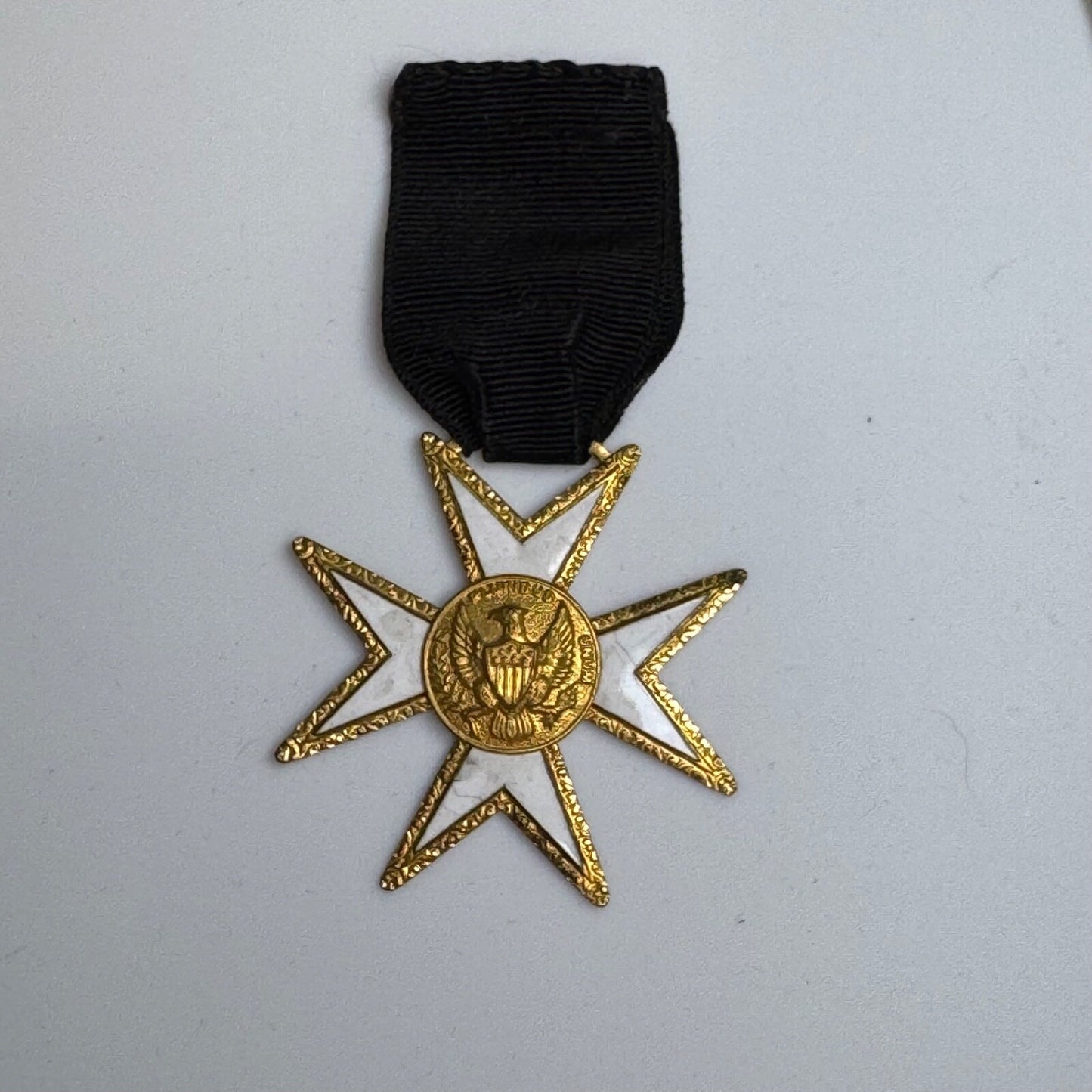 RARE Antique E Pluribus Unum Medal Pin Masonic Templar