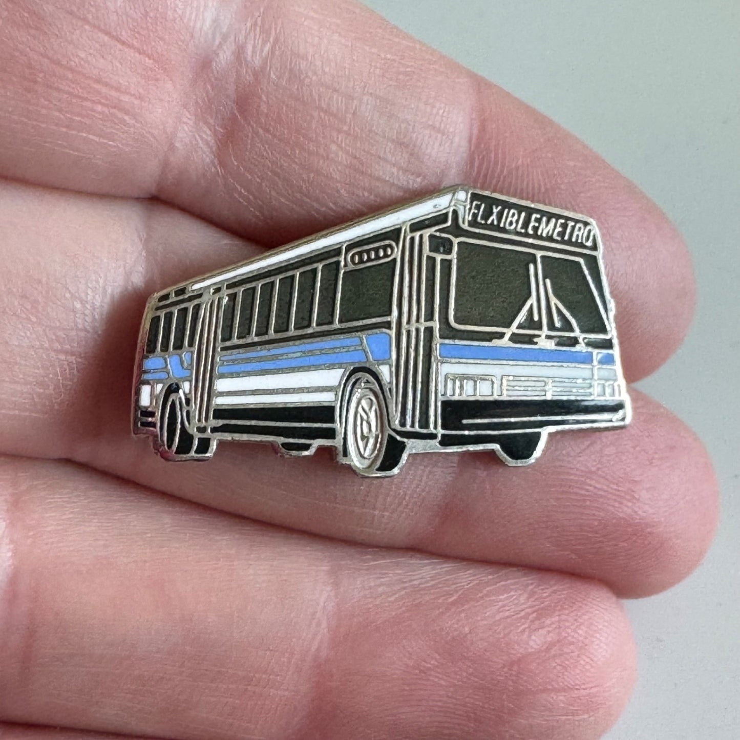 Vtg Flexible Metro Transit Bus Enamel Lapel Pin New Jersey Transit ? NJ