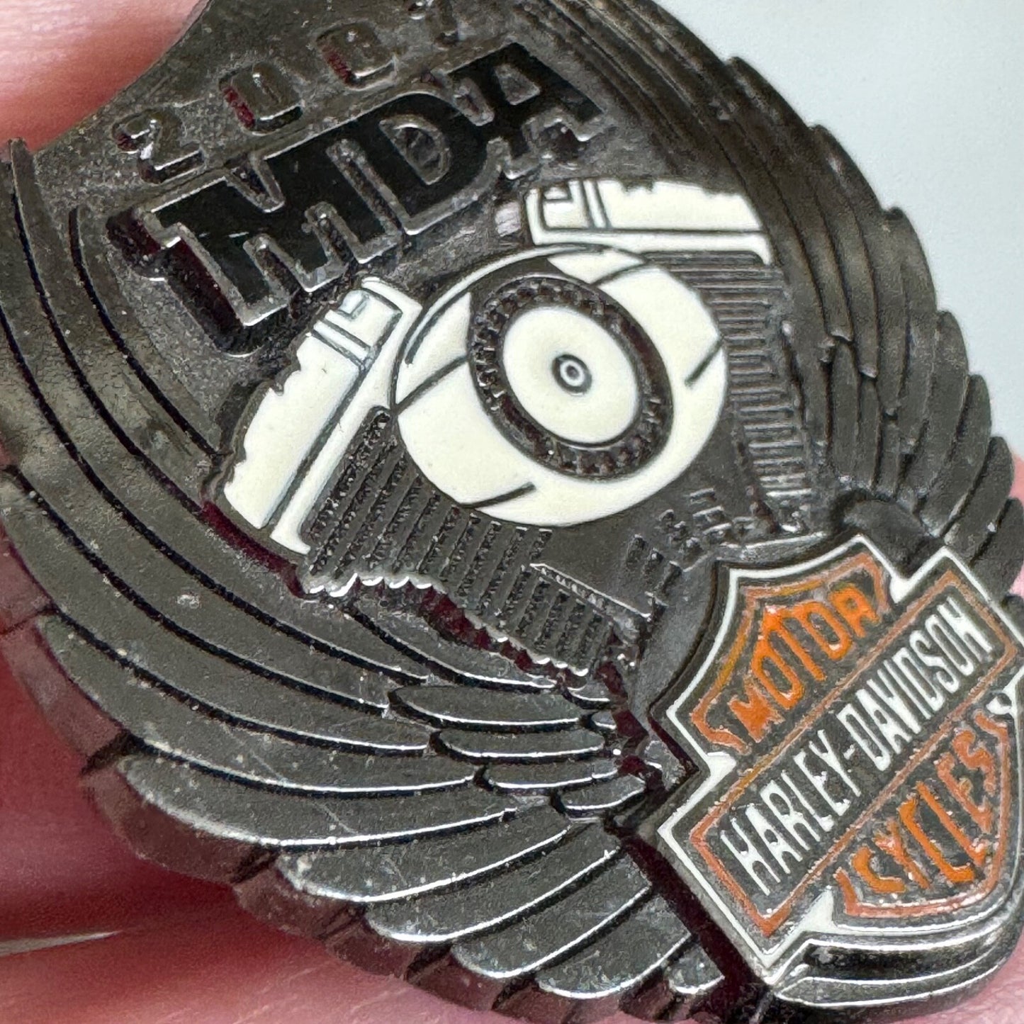2007 Harley-Davidson MDA Wings Pin – V-Twin Engine Shield