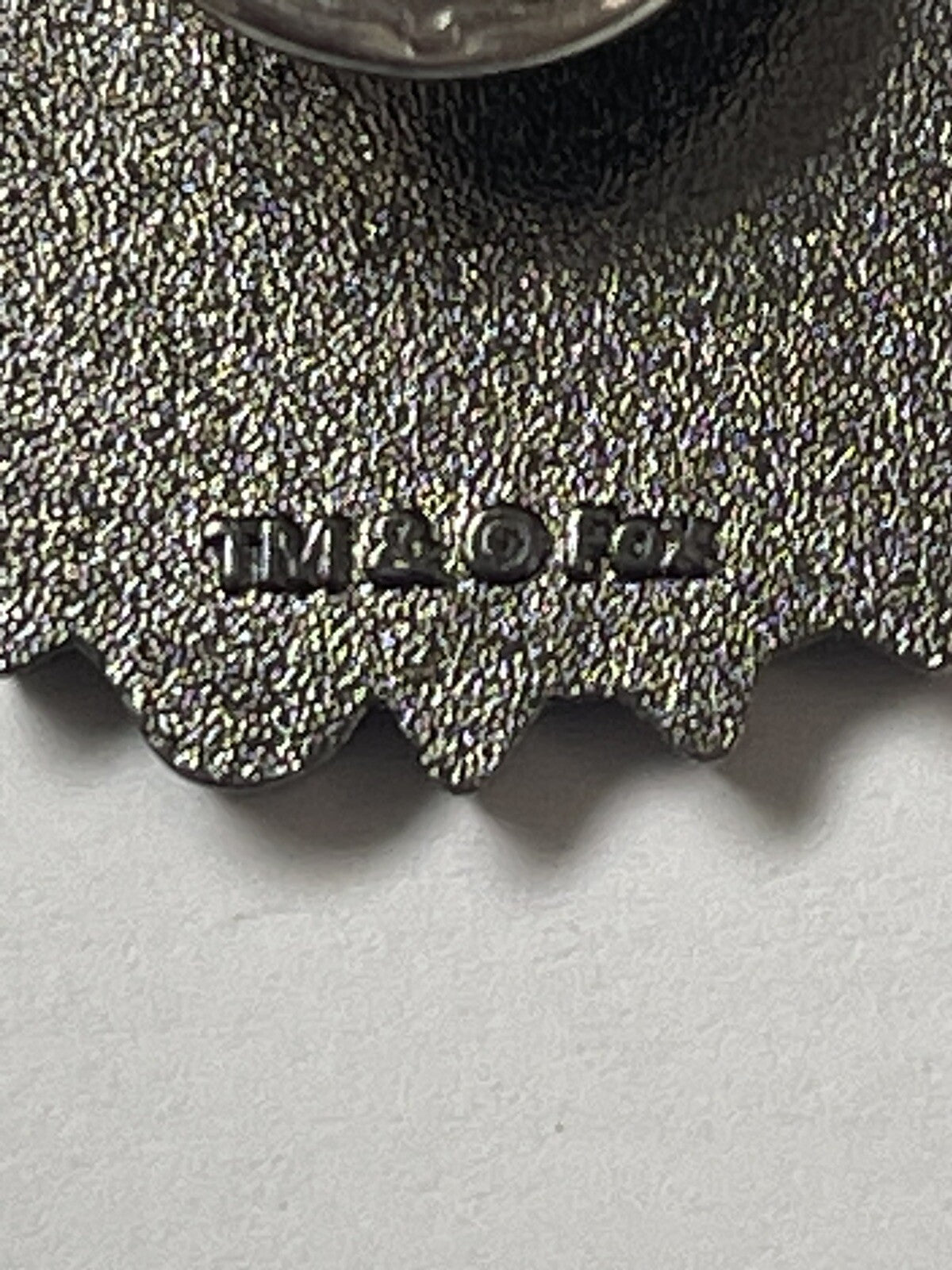 Alien VS Predator Lapel Hat Jacket Pin Video Loot Gaming