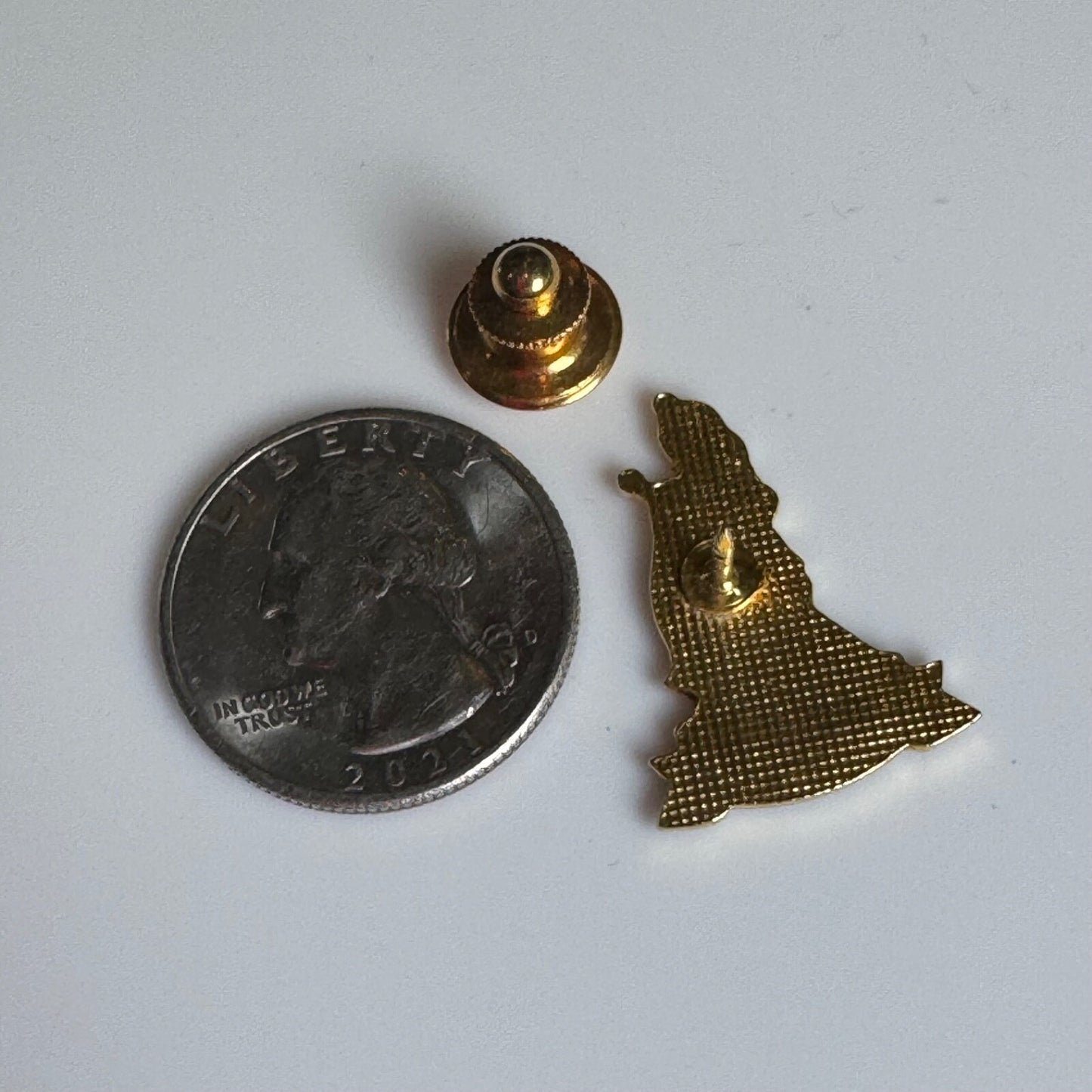 Vintage The Dewar Highlander Lapel Pin Dewars Whiskey Whisky