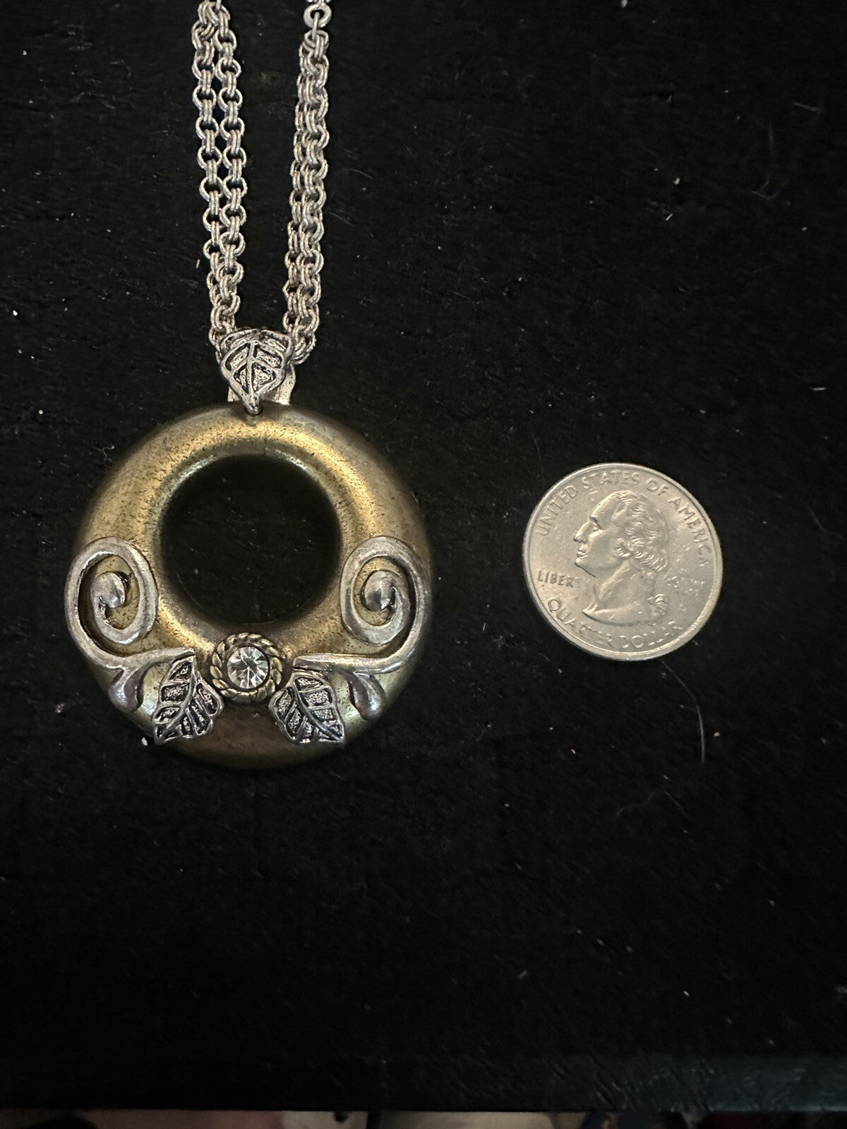 19" CHICO'S Pendant Necklace Crystal Leaf Motif Silver Brass
