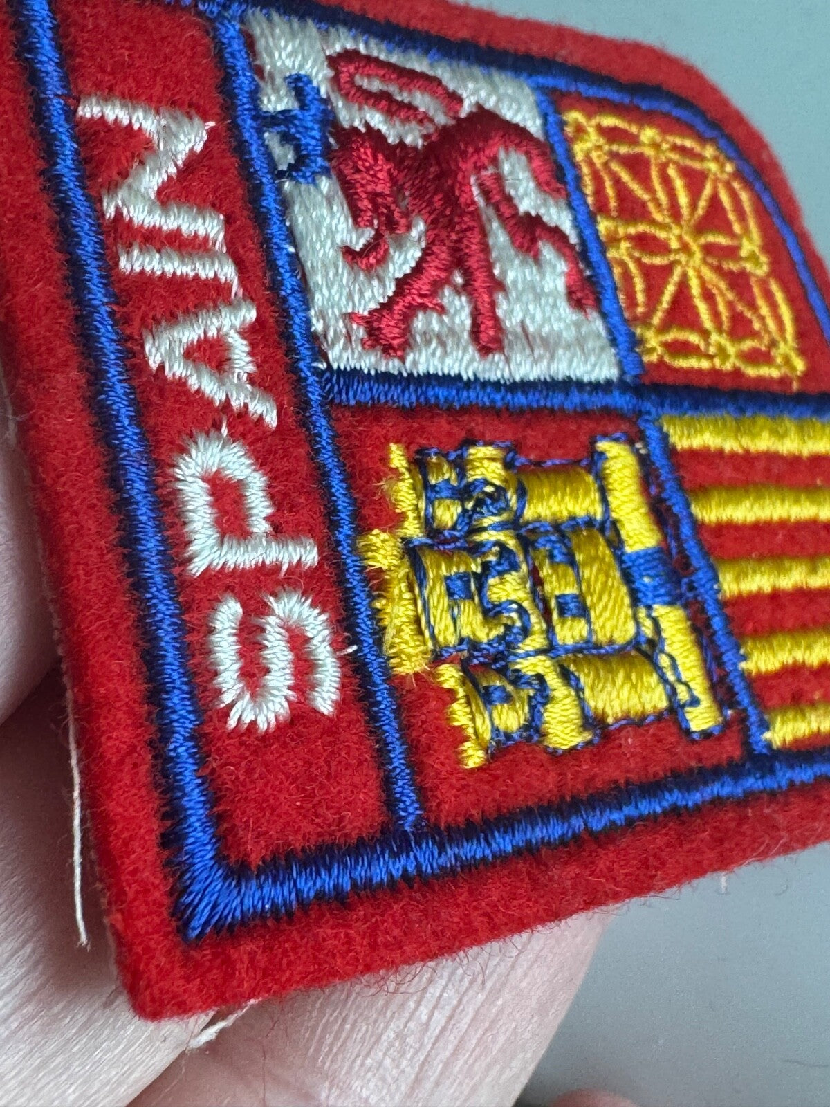 Spain Crest Embroidered Patch – Vintage European Travel Souvenir
