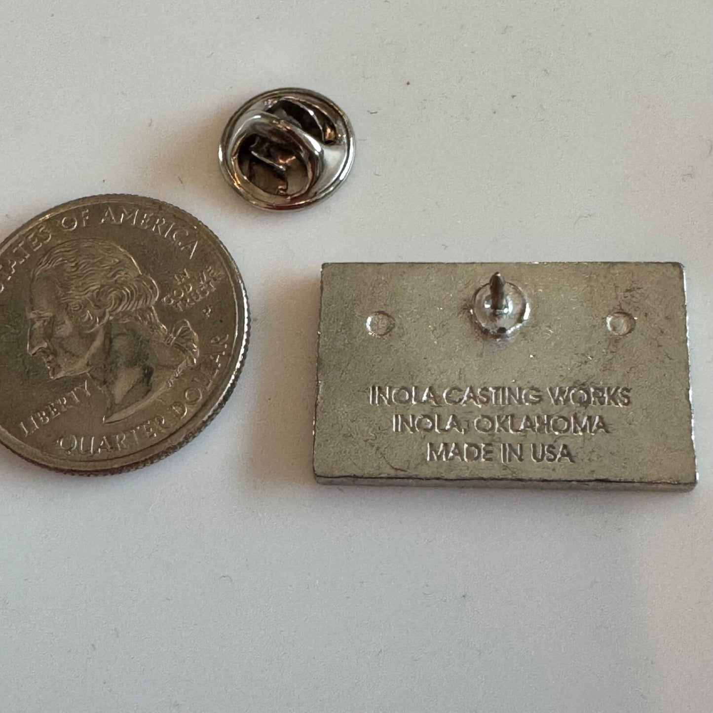 Vintage USO Logo Enamel Lapel Pin