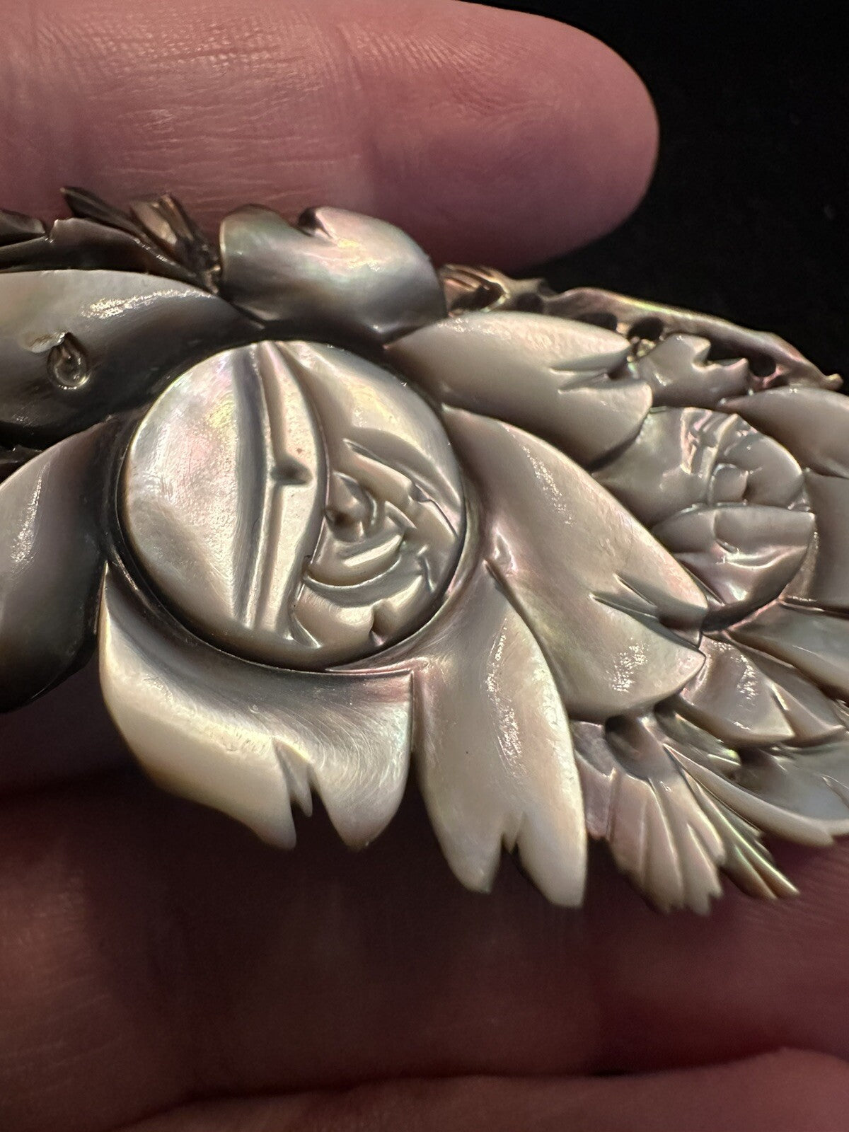 Antique Mother Of Pearl Carved Floral Victorian Brooch Pin - Stunning - Estate