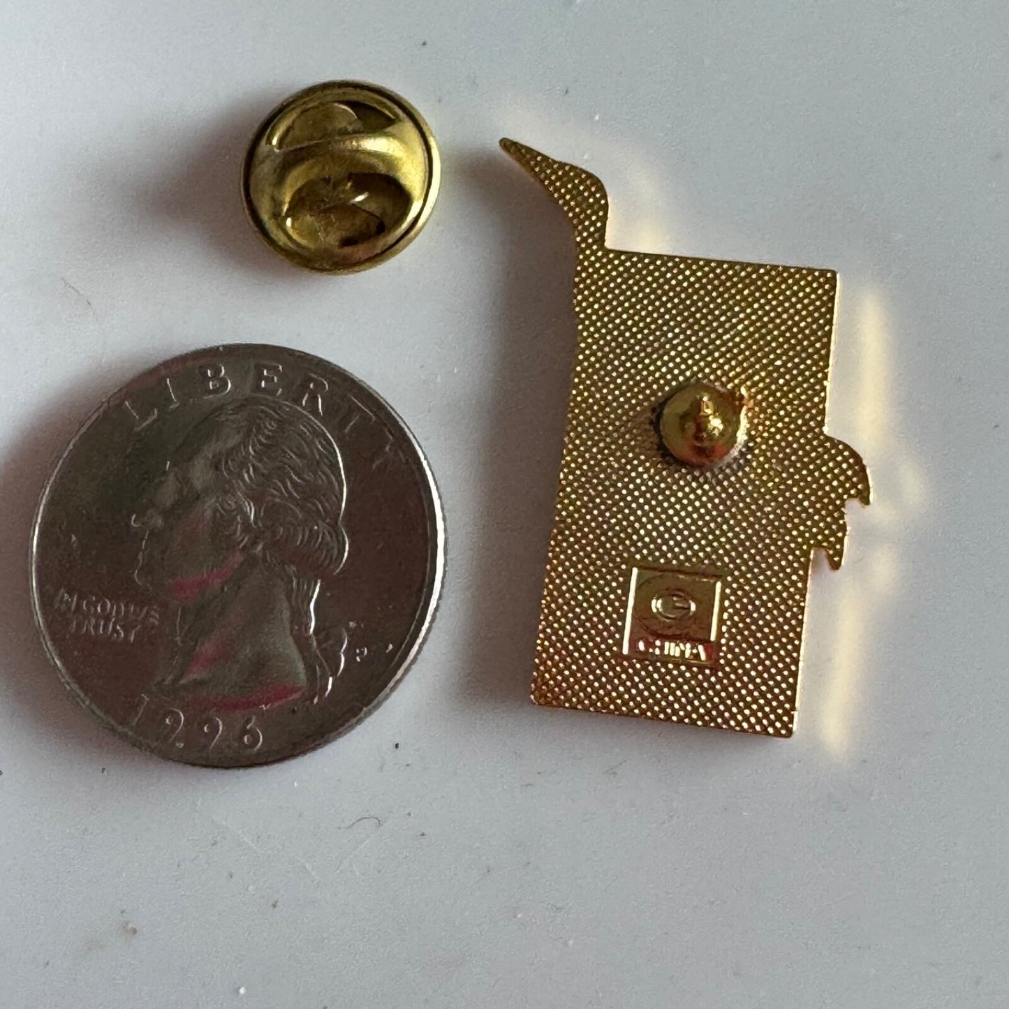 Vintage International Crane Foundation ICF Lapel Pin