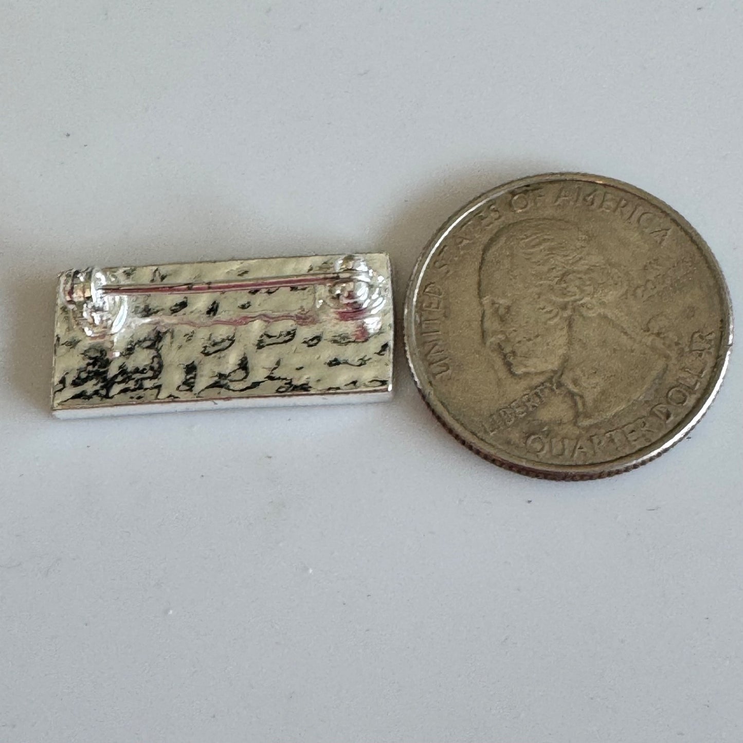 Vintage Tommy Hilfiger Logo Flag Pin – Red White Black Rectangle Badge