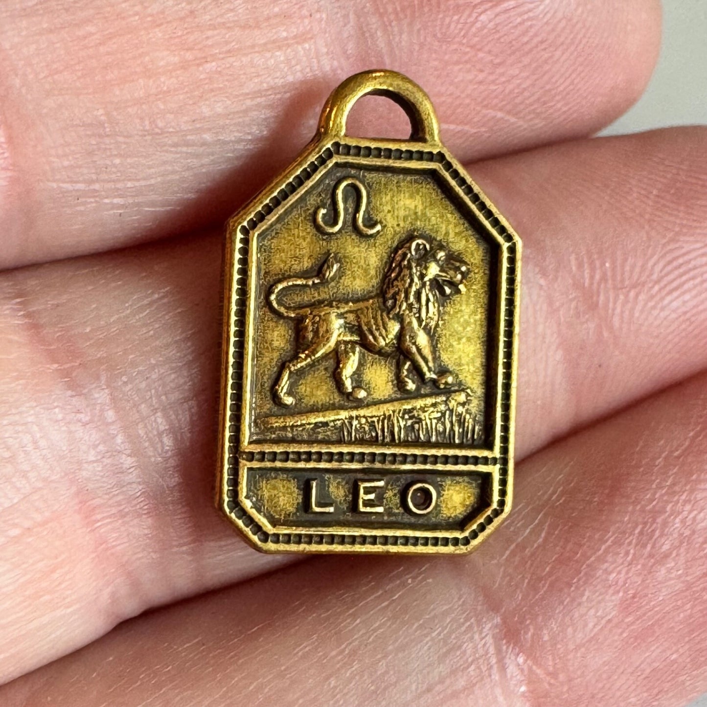 Vintage 1930s-1940s Zodiac Brass Charm LEO Gold Tone Astrology NOS