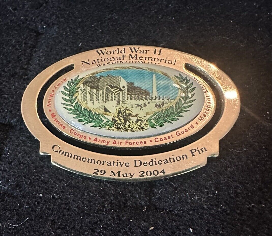 2004 World War II National Memorial Washington D.C. Commemorative Dedication Pin