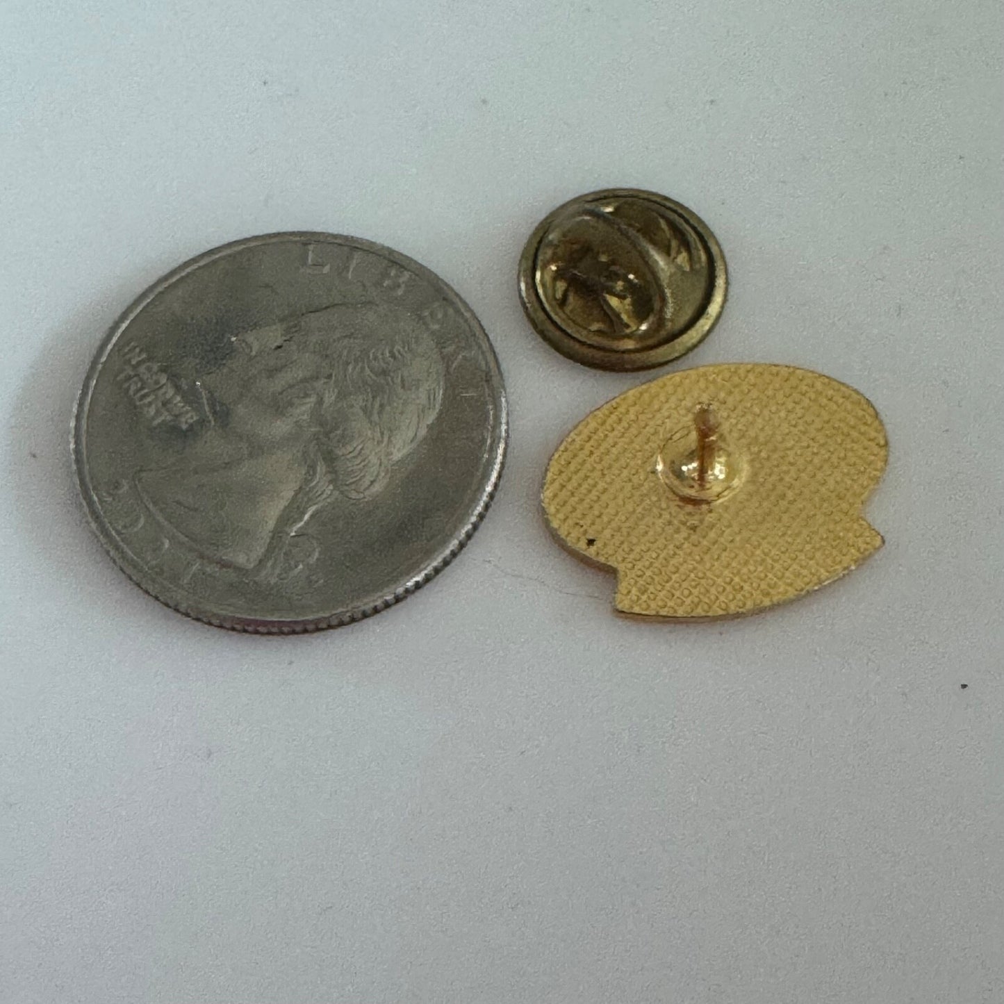 Vintage Perry Georgia Dogwood Cloisonne Lapel Pin