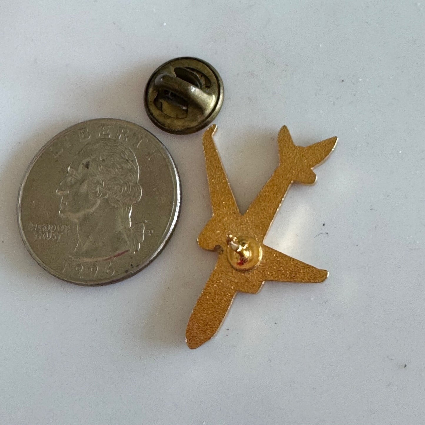 Vintage Phoenix Sky Harbor PHX Japan Airlines JAL Lapel Pin Enamel PHX