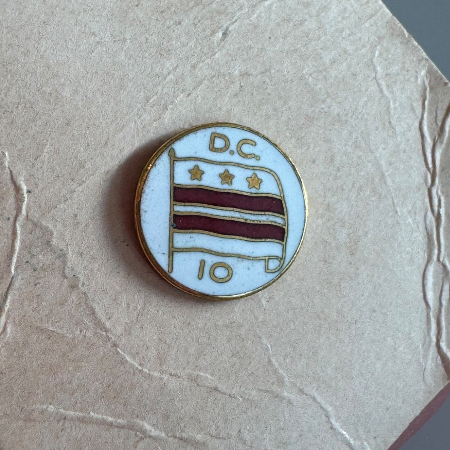 Vtg Washington DC Flag District of Columbia 10 Years of Service Lapel Pin GF