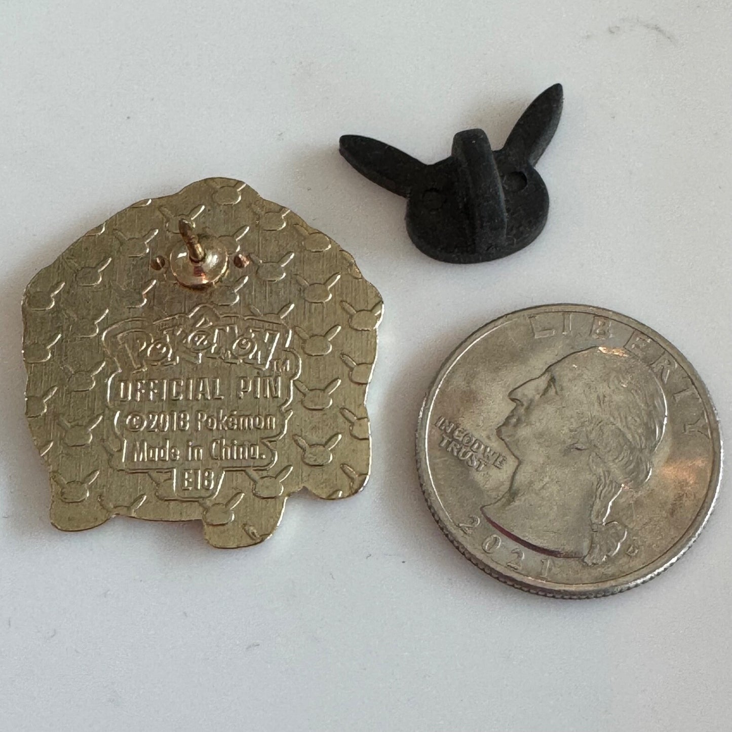 2018 Shelgon Official Pokemon Lapel Pin E18