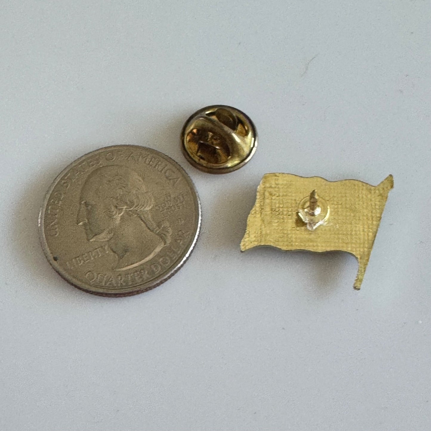 Vintage Delaware State Flag Enamel Pin Tie Tack – December 7, 1787