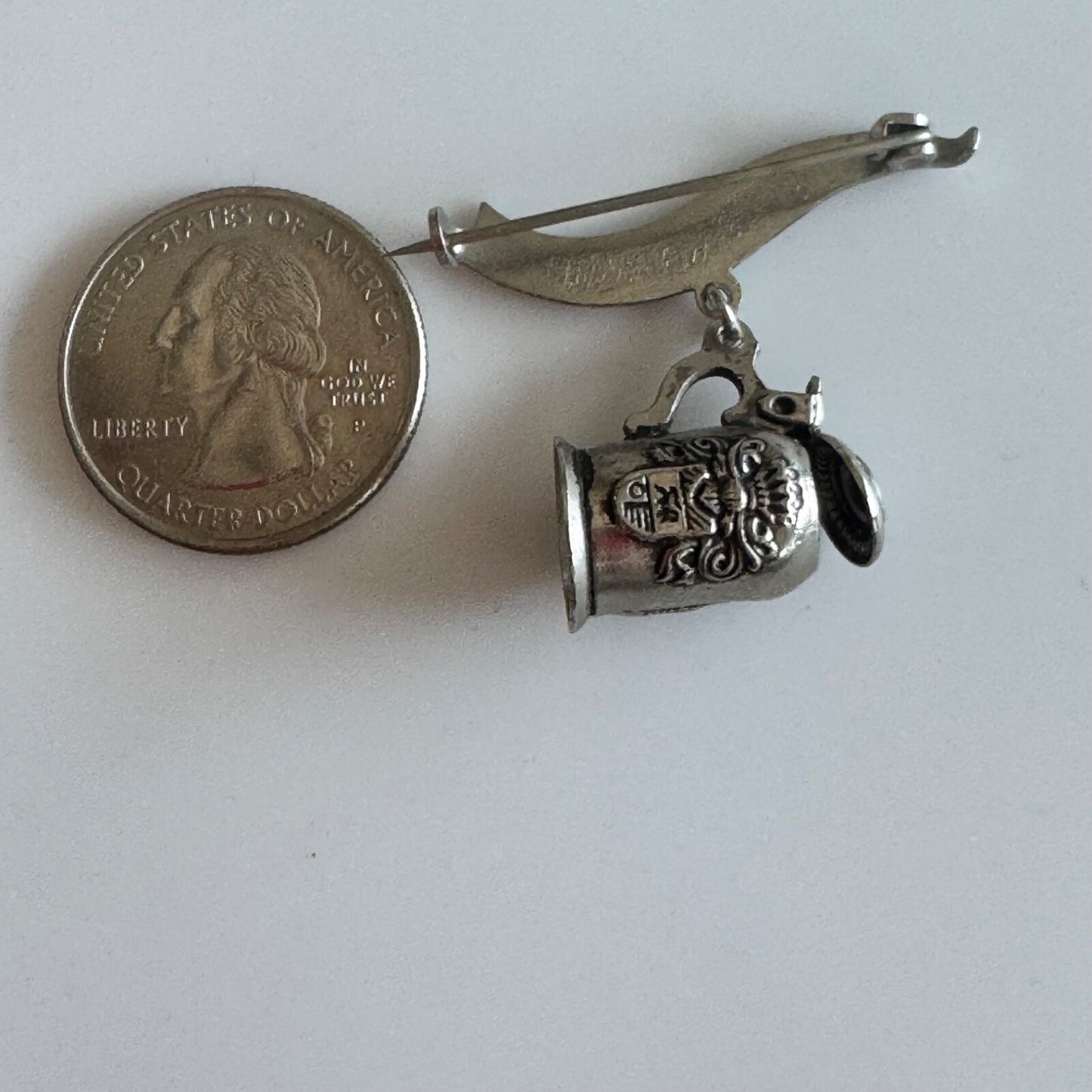 Vintage Oktoberfest Beer Stein Pin – Dangling Pewter Charm