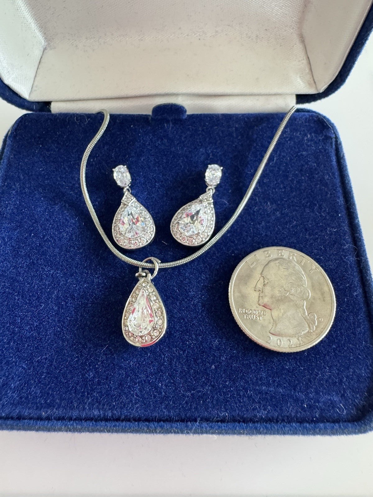 CAMROSE & KROSS Jackie Kennedy Necklace Earrings Original Box & COAs Sudan