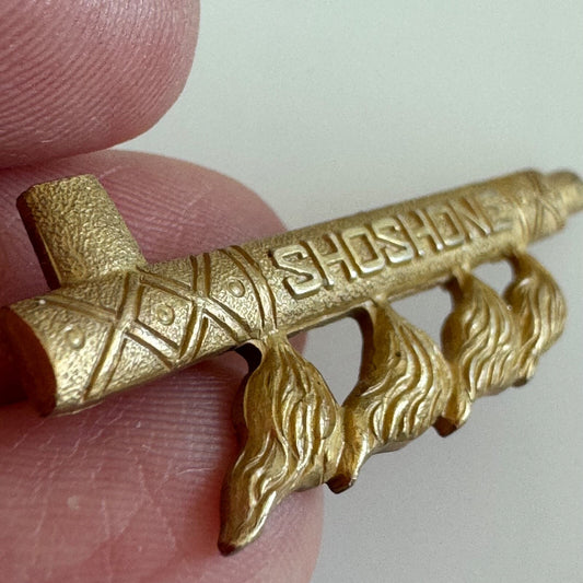 STERLING SILVER SHOSHONE INDIAN PEACE PIPE PIN TIENSON MFG CO SKEET