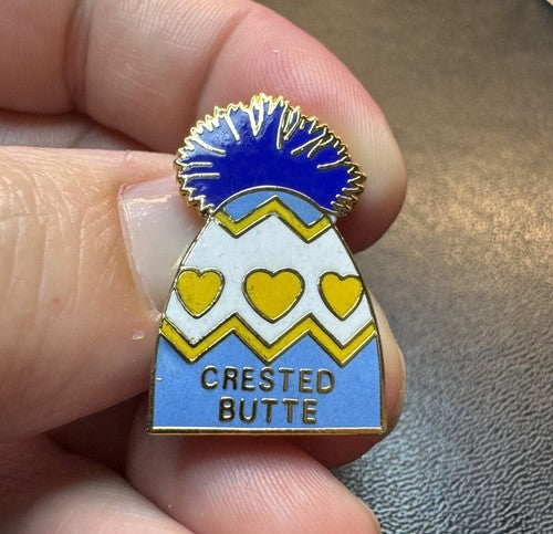 Crested Butte Colorado Souvenir Lapel Pin Ski Hat