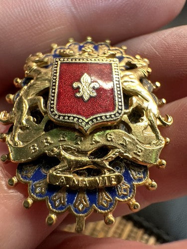 VINTAGE ~ BRETAGNE A MA VIE ~ CREST SHIELD BROOCH PIN