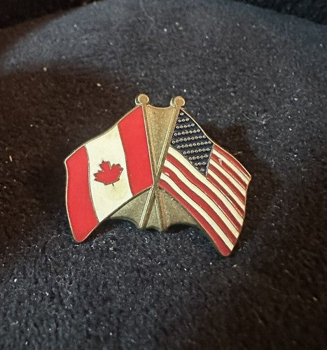 Vintage USA Canada Crossed Flag Lapel Hat Pin American Canadian Tie Tac NICE!