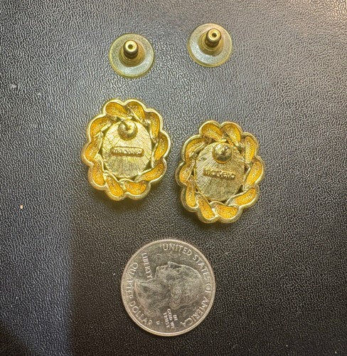 VINTAGE MARVELLA GOLD AND PEARL PIERCED EARRINGS
