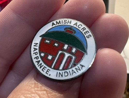 Amish Acres Nappanee, Indiana Travel Souvenir Lapel Pin
