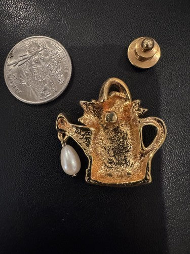 Avon Pin Friendship in Bloom Gold Tone Enamel Flowers Watering Can Pearl Read
