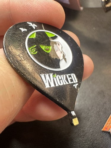 WICKED HOT AIR BALLOON BROADWAY COLLECTIBLE PIN