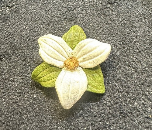 VINTAGE WHITE LEATHER TRILLIUM FLOWER BROOCH HANDMADE