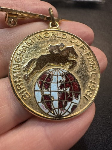 1981 FEI World Cup Show Jumping Final Birmingham Guest Equestrian Pin Badge