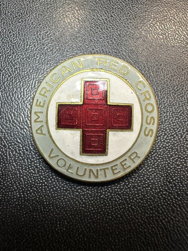 WORLD WAR 2 AMERICAN RED CROSS METAL VOLUNTEER PIN MOTOR CORPS II
