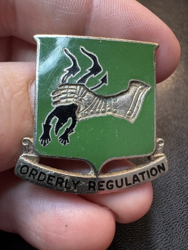 US Army Crest DI/DUI Pin: 720th Military Police Battalion A.H. Dondero