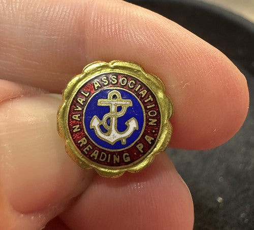 NAVAL ASSOCIATION OF READING PA PIN BACK BUTTON Very Nice!!! Navy Veteran