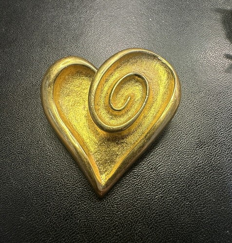 Vintage 1980's Gold-Tone Stylized Swirling Heart Brooch - Heavy