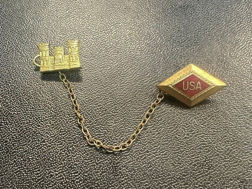 WWII ARMY CORPS OF ENGINEERS 2 PIECE Gold Tone Enamel USA SWEETHEART PIN