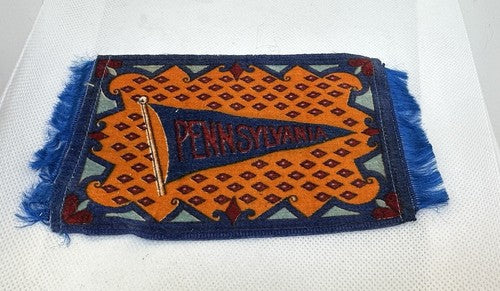 Antique c 1908 Tobacco Felt Pennant Rug UNIVERSITY of PENNSYLVANIA 6” UPenn