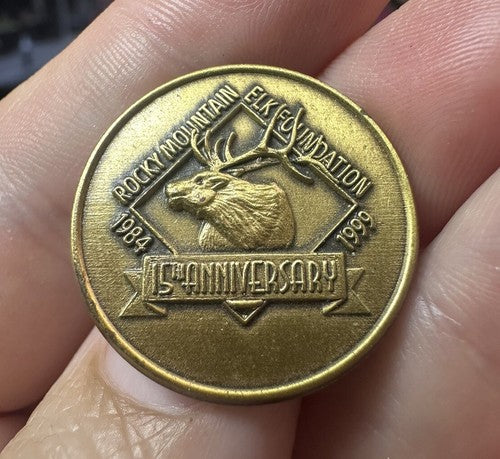 Vintage Rocky Mountain Elk Foundation 15th Anniversary Hunting Hat Lapel Pin