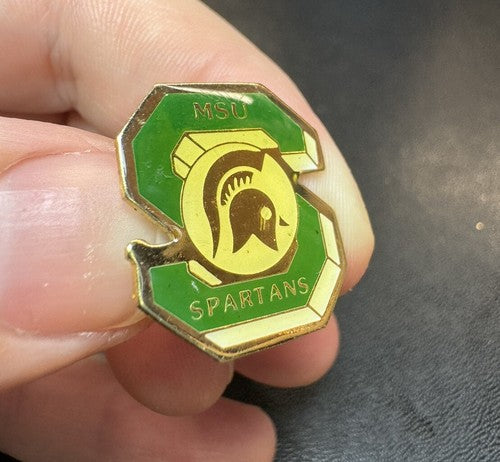VINTAGE MICHIGAN STATE UNIVERSITY LAPEL HAT PIN MSU