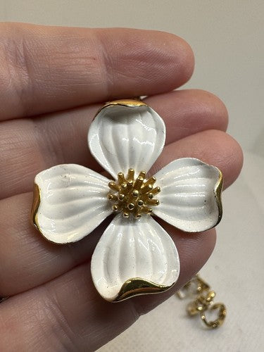 VTG Crown Trifari Dogwood Enameled Necklace Earrings Brooch Set Parure