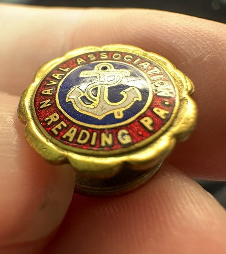 NAVAL ASSOCIATION OF READING PA PIN BACK BUTTON Very Nice!!! Navy Veteran