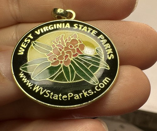 West Virginia State Parks Zipper Pull Travel Souvenir