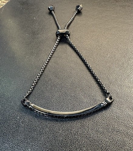 VGU Kendra Scott Ott Adjustable Chain Bracelet Gunmetal tone black crystals